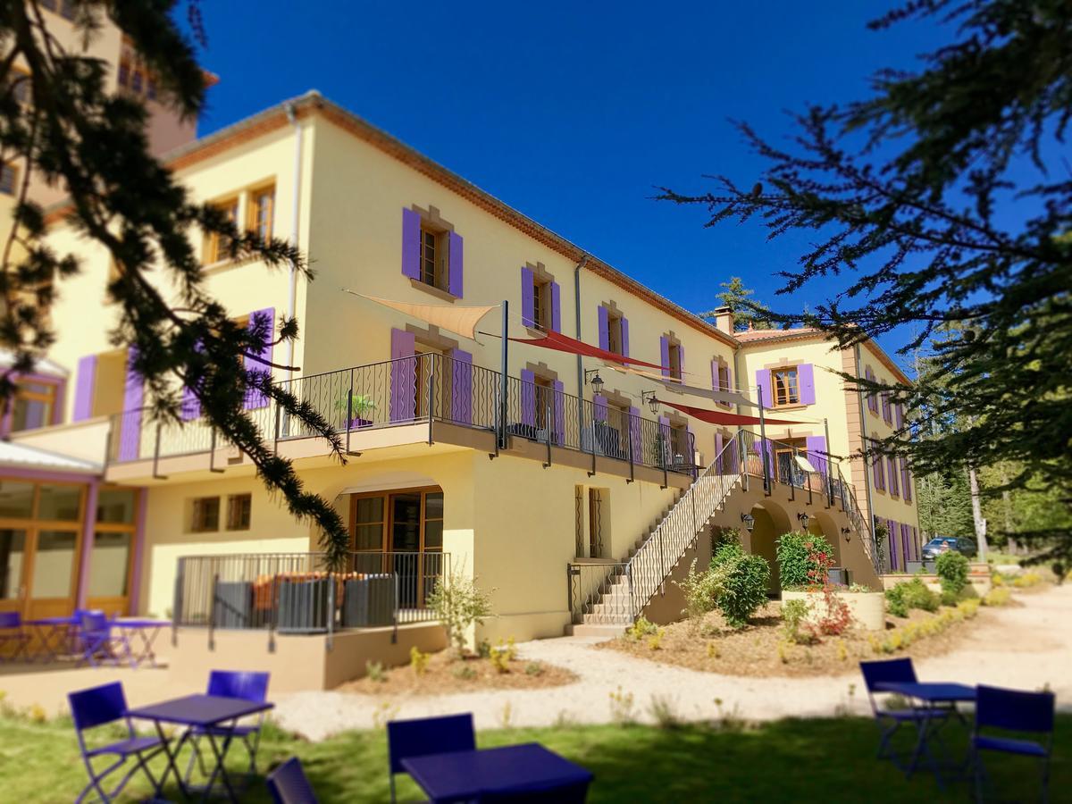 Chateau Ferrassieres Buitenkant foto