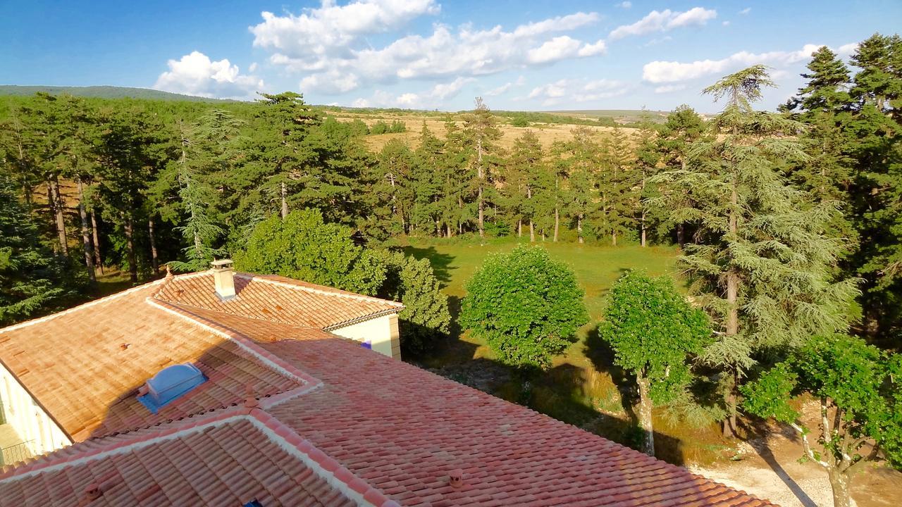 Chateau Ferrassieres Buitenkant foto