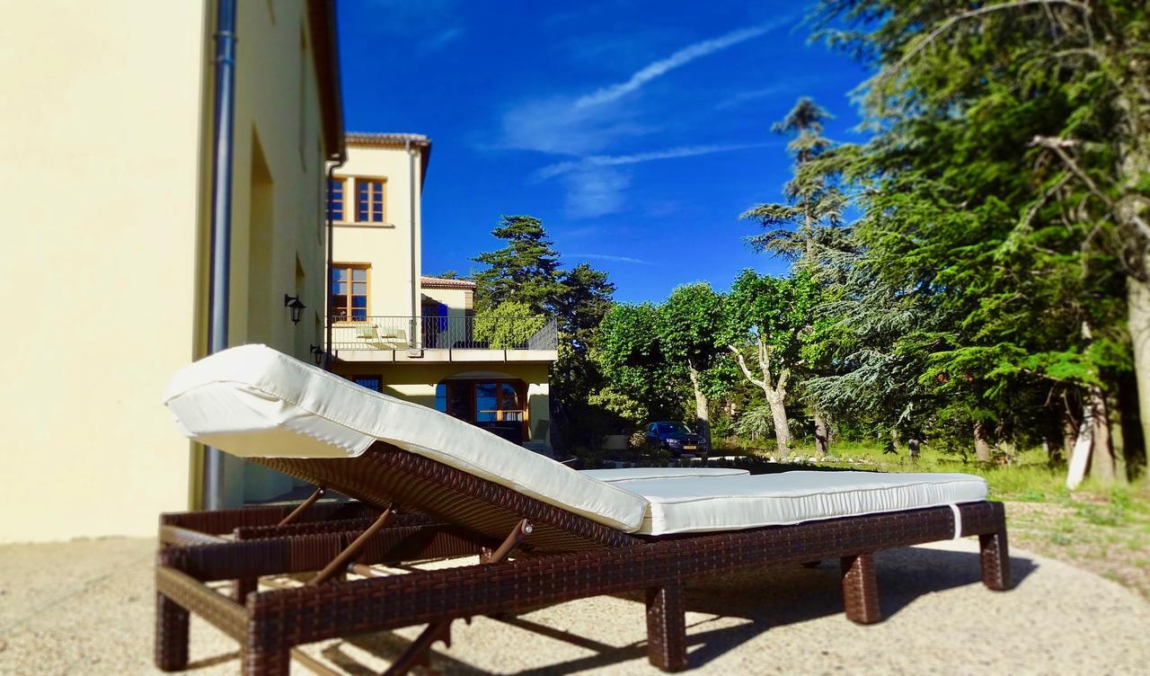 Chateau Ferrassieres Buitenkant foto